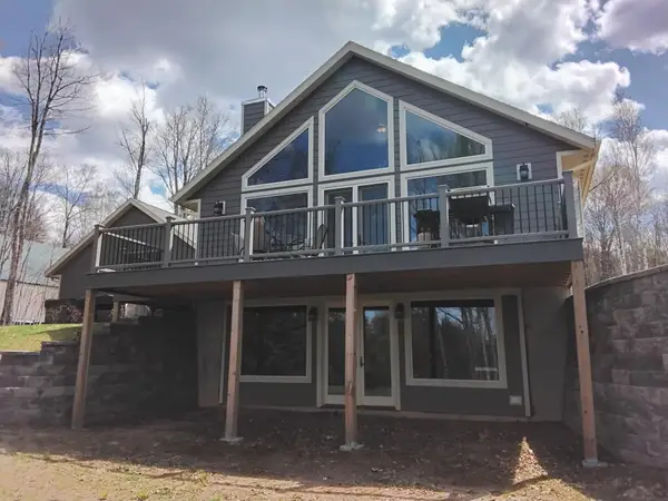 8430 Mast Dr, Minocqua, WI 54548