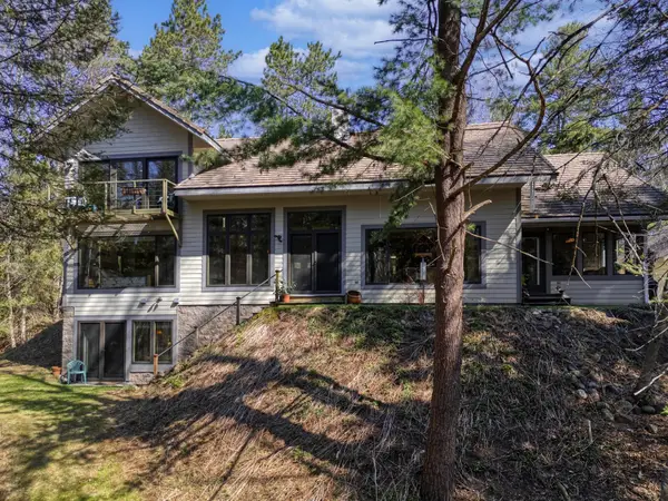 5364 River Run Ln, Boulder Junction, WI 54512