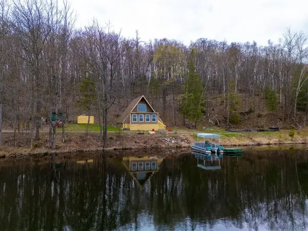 W1086 Tall Pine Tr, Gleason, WI 54435