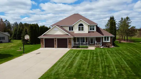 640 Laurisa Ln, Antigo, WI 54409