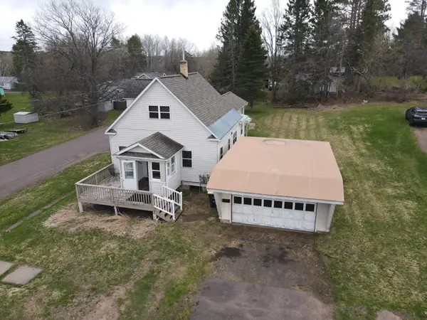 301 Larch St W, Ironwood, MI 49938