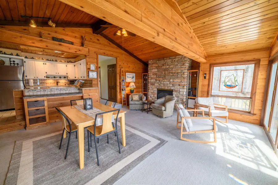 4752 Candlelite Ln, Rhinelander, WI 54501 - #2
