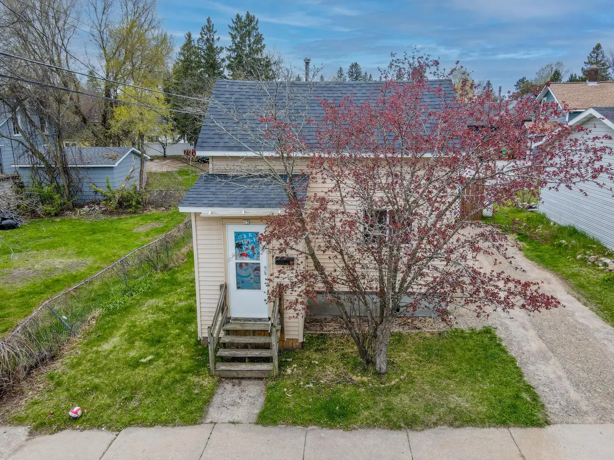 15 Montrose St W, Rhinelander, WI 54501 - #1