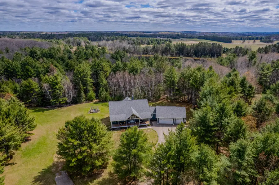 5936 Black Lake Rd, Rhinelander, WI 54501 - #3