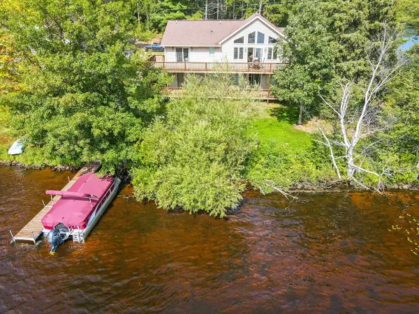 101 Hickey Ave E, Tomahawk, WI 54487