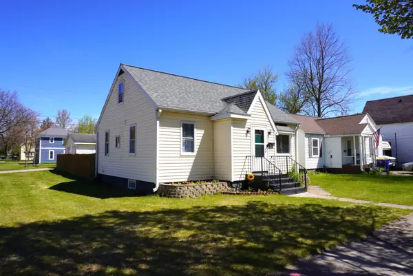 500 7th St E, Merrill, WI 54452