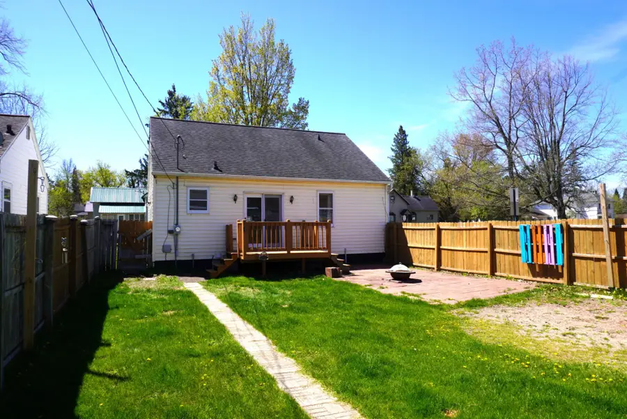 500 7th St E, Merrill, WI 54452 - #3