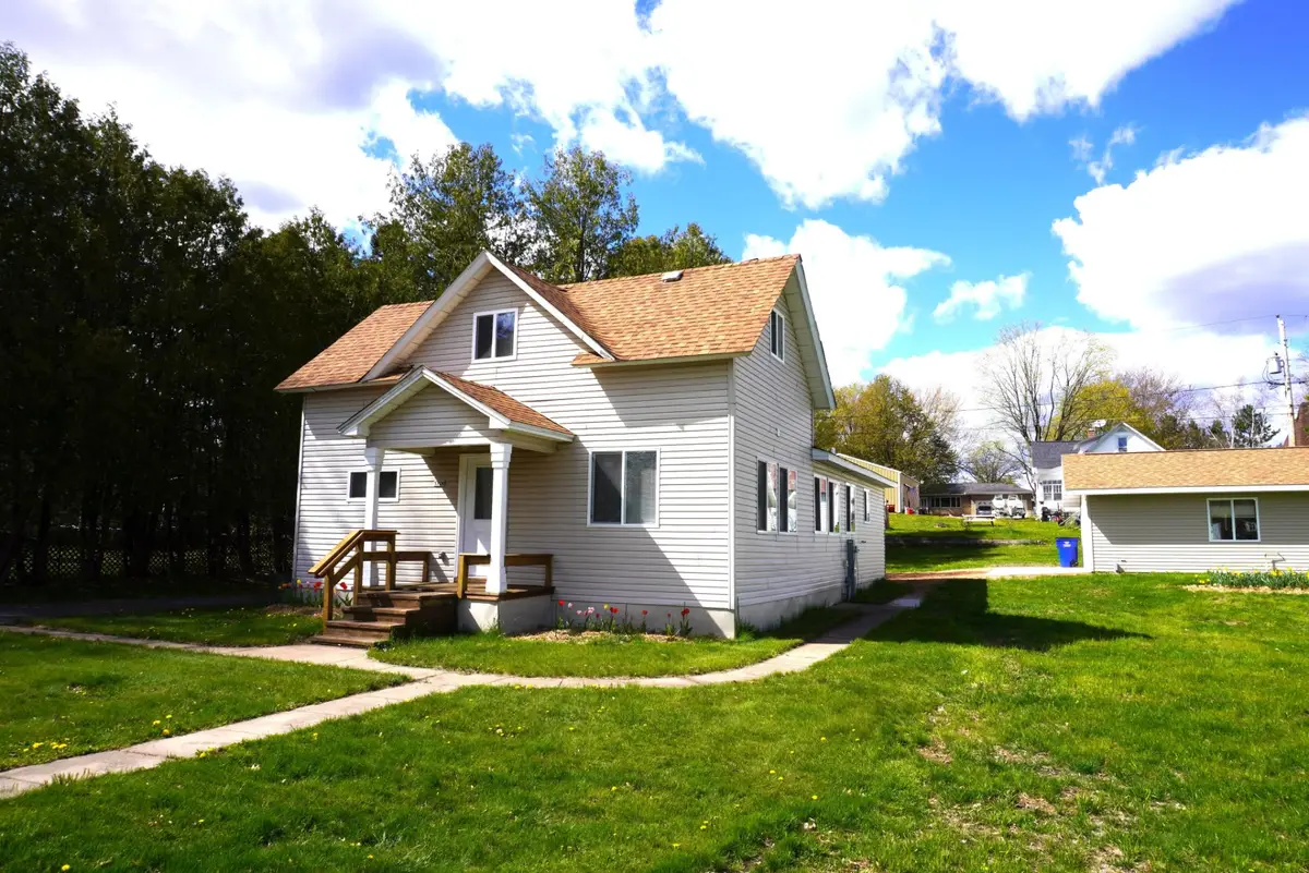1706 7th St E, Merrill, WI 54452 - #1