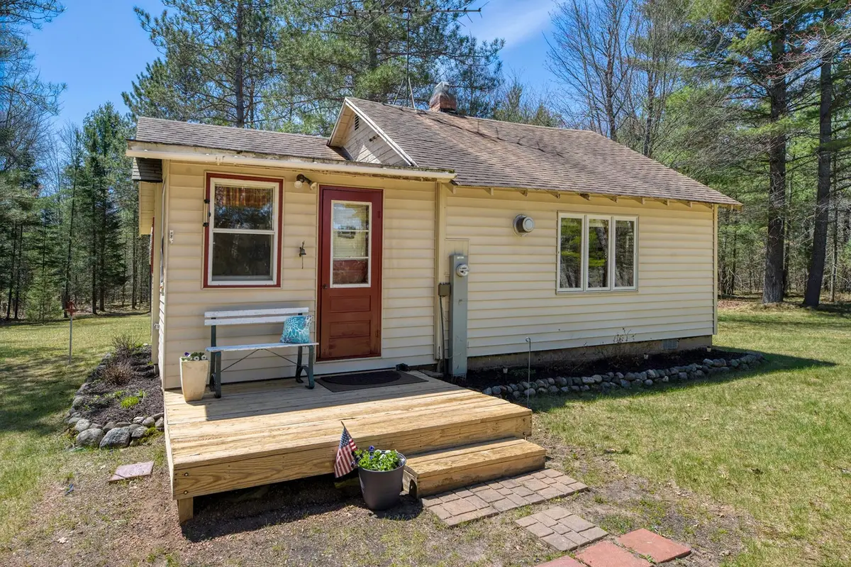 2814 Pickerel Lake Rd, Eagle River, WI 54521 - #1