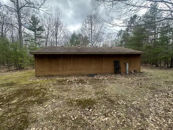 6060 Zeman Rd, Eagle River, WI 54521