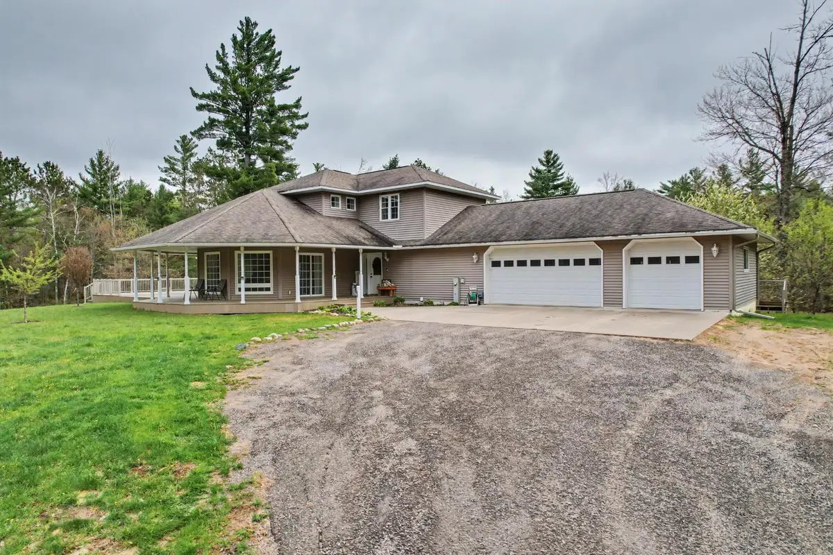 1290 Big Bear Ln, Eagle River, WI 54521 - #1