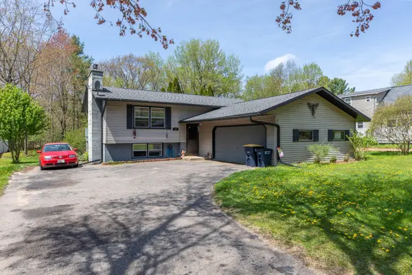 123 Crescent St, Rhinelander, WI 54501