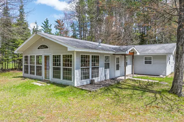 5641 Katie Ln, Conover, WI 54519