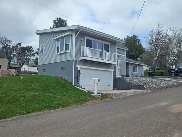 526 Bundy St, Ironwood, MI 49938