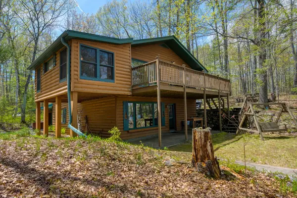 6902 Lake Mildred Rd, Rhinelander, WI 54501
