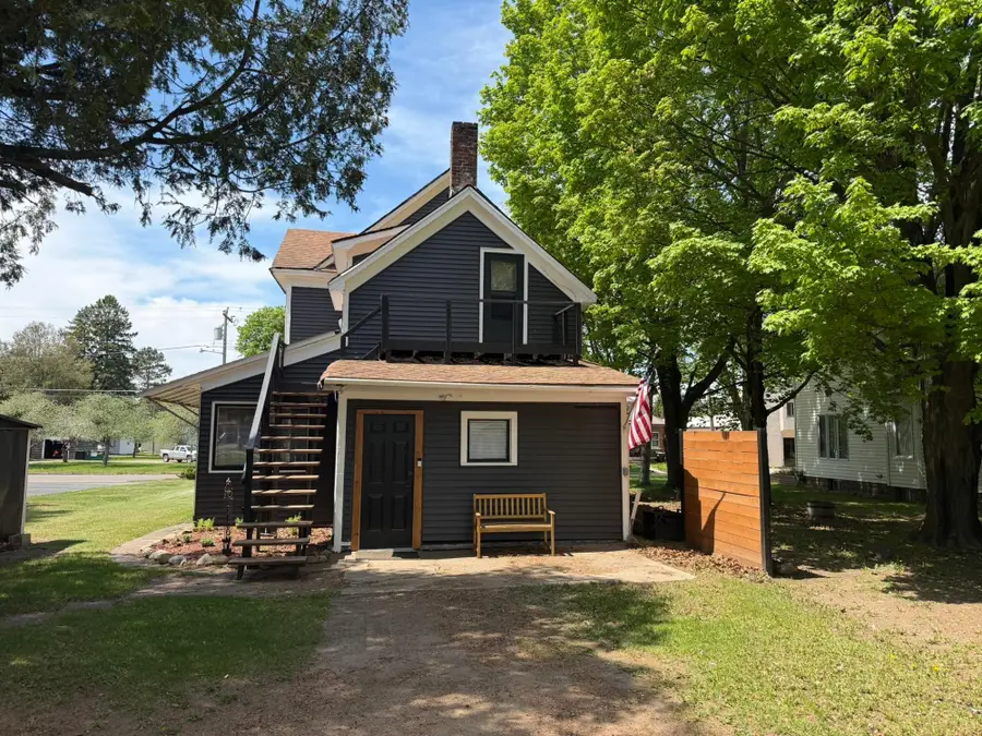 107 4th Ave N, Iron River, MI 49935 - #3