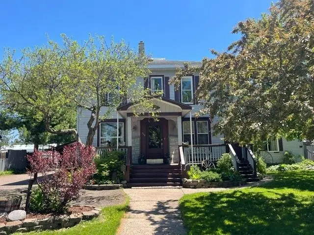 719 Clermont St, Antigo, WI 54409 - #1