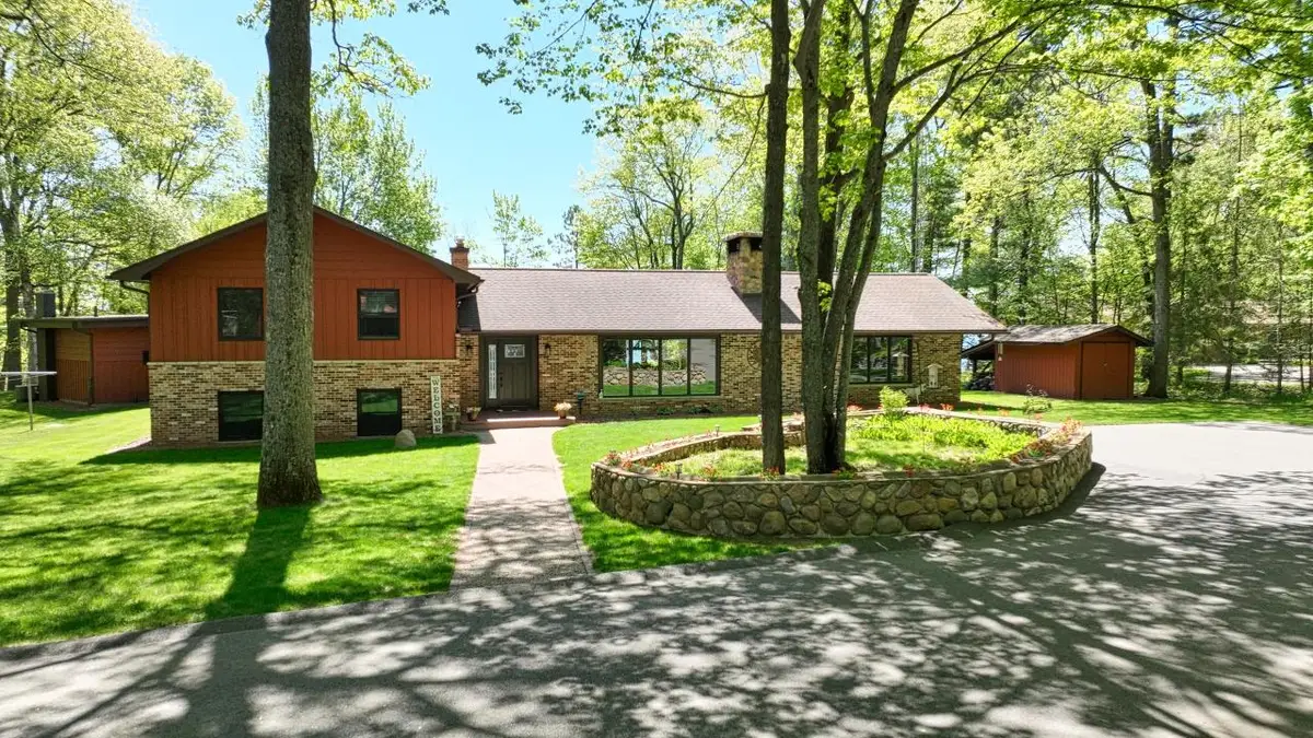 1807 Lighthouse Lodge Rd, Eagle River, WI 54521 - #1