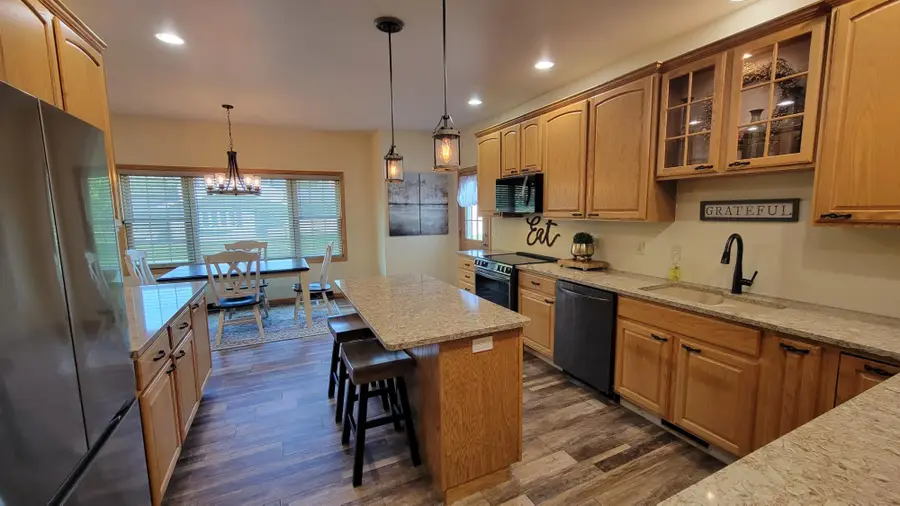 635 Laurisa Ln, Antigo, WI 54409 - #2