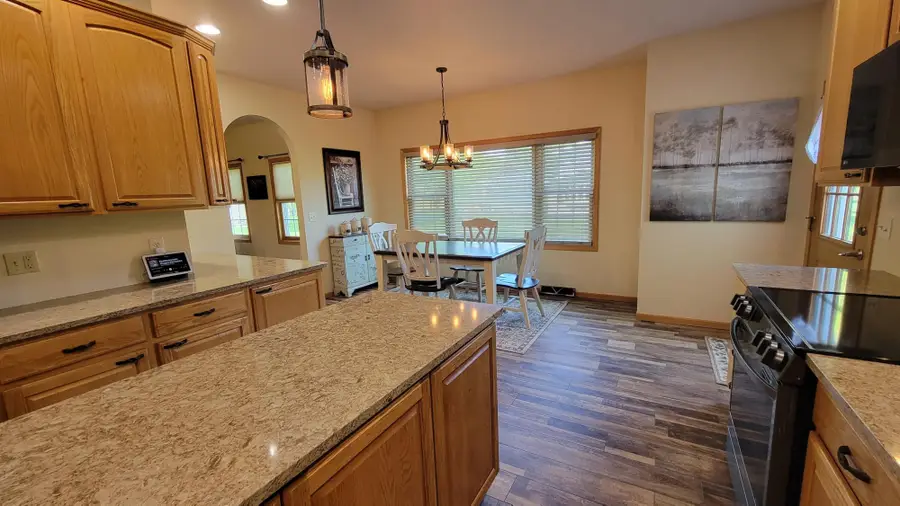 635 Laurisa Ln, Antigo, WI 54409 - #3