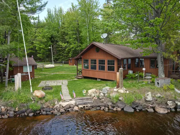 N14926 Point Rd, Fifield, WI 54552