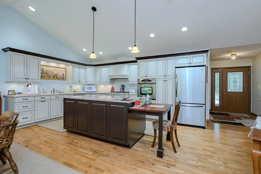 526 Martin Ln #A, Tomahawk, WI 54487 - #2