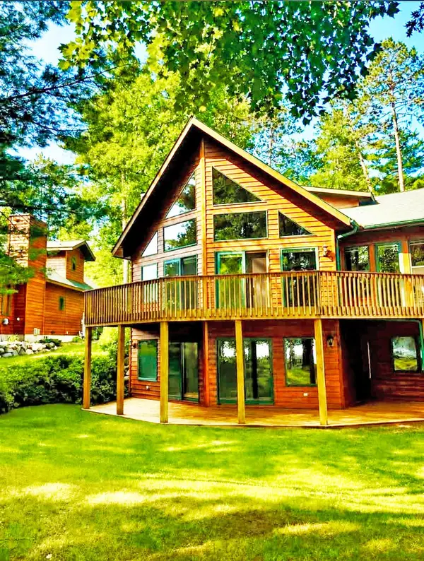 1460 Bradford Pt, St Germain, WI 54558