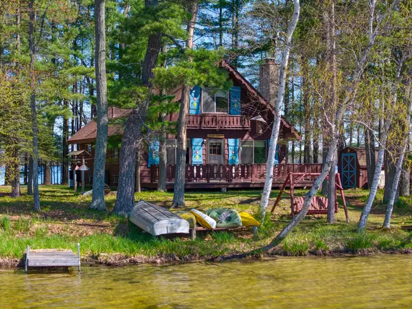 8467 Pine Crest Colony W, St Germain, WI 54558