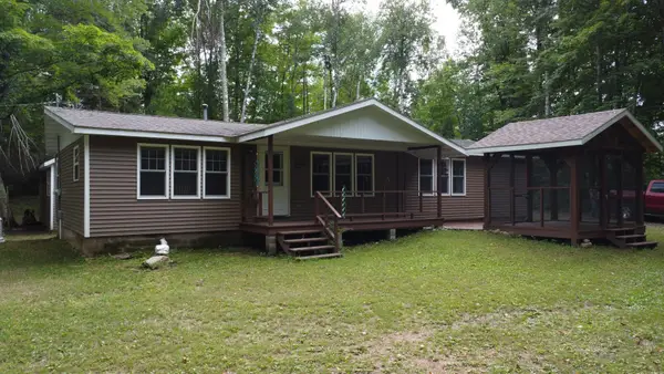 N7577 Centennial Dr, Deerbrook, WI 54424