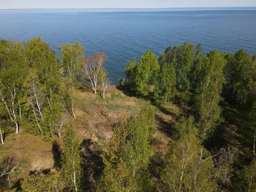 E 380 Lake Rd, Ironwood, MI 49938 - #3