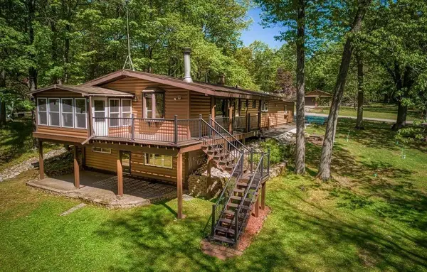 3449 Rocky Shores Rd, Rhinelander, WI 54501
