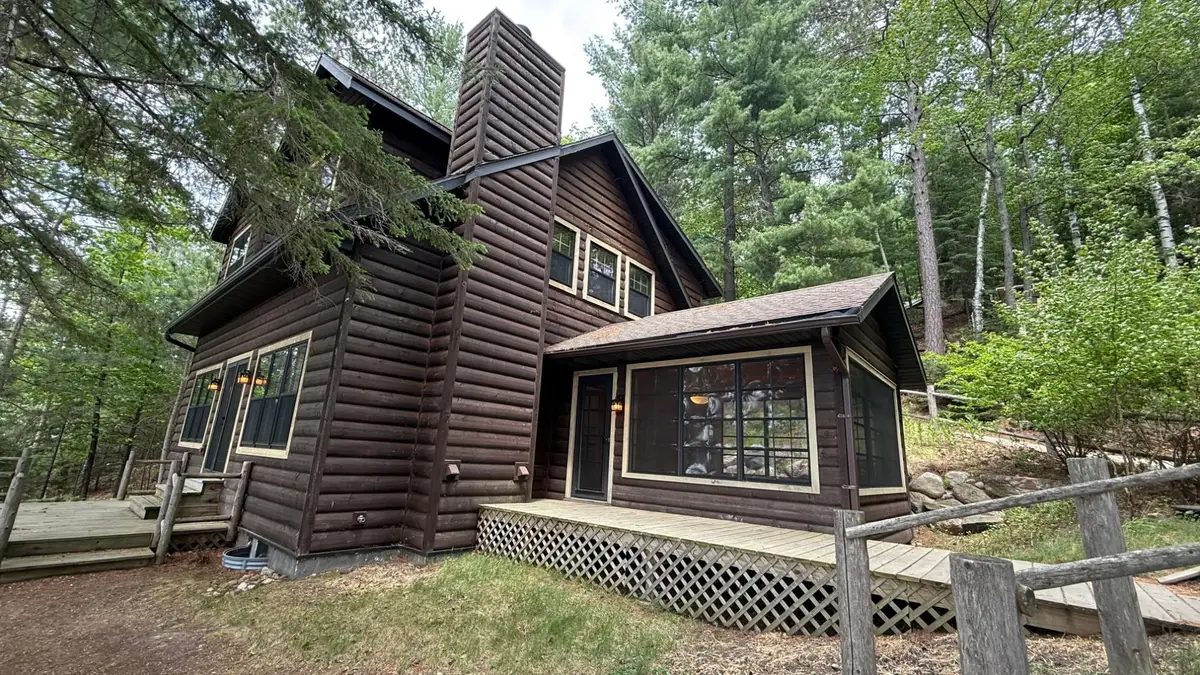 7105 Shore Dr N, Lake Tomahawk, WI 54539 - #1