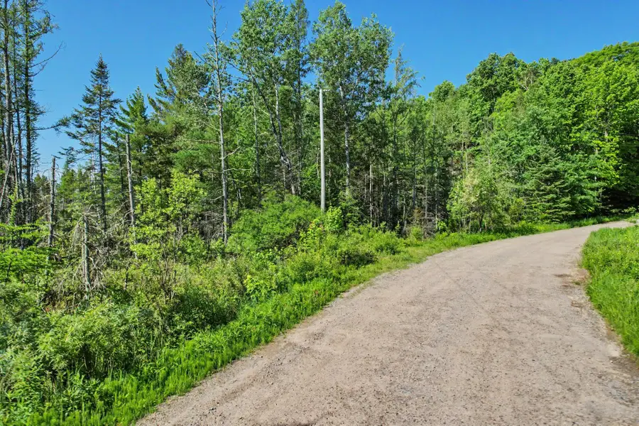 4082 Mill Lake Rd, Rhinelander, WI 54501 - #3