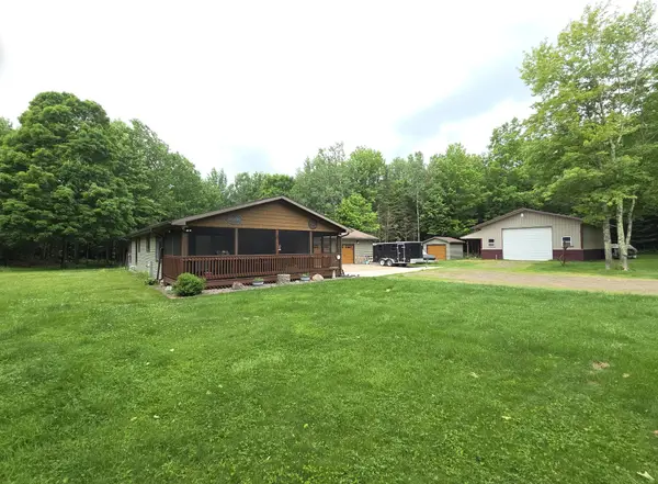 N10319 Popple Creek Rd, Phillips, WI 54555