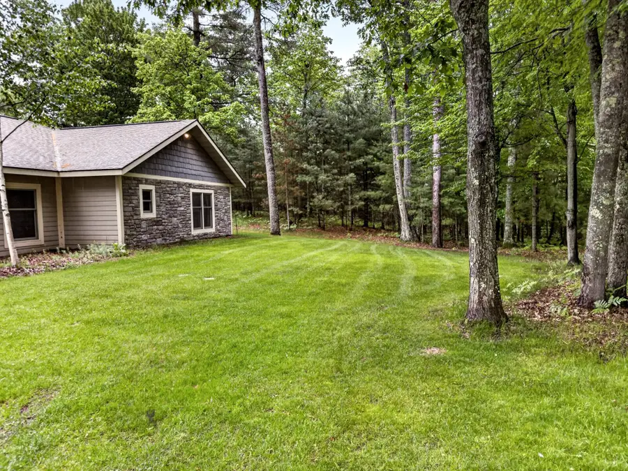 1556 Antler Tr, Eagle River, WI 54521 - #2