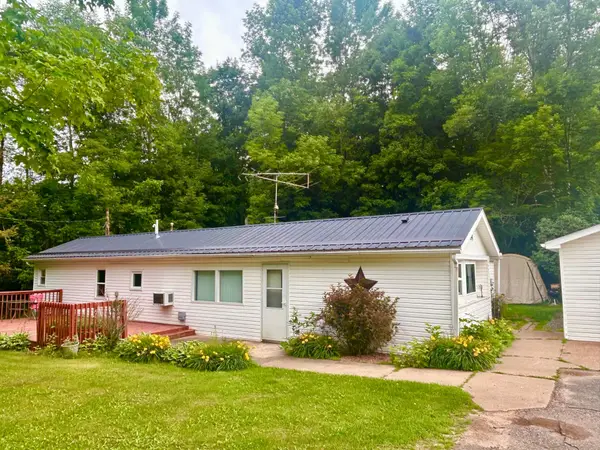 10534 Coes Landing, Argonne, WI 54511