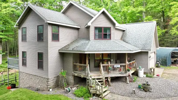 8174 Maplewood Dr, St Germain, WI 54558