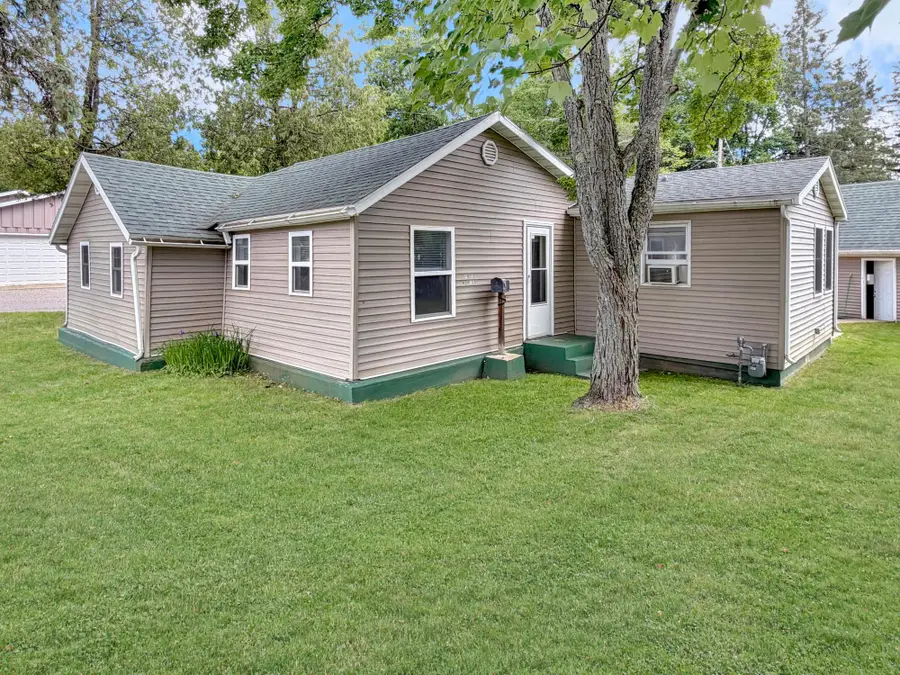 10 Monico St E, Rhinelander, WI 54501 - #2