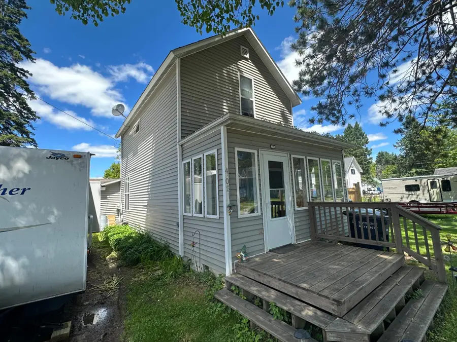 402 Washington St W, Crandon, WI 54520 - #2