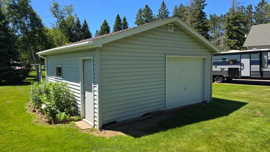 315 Freiburger Ave, Antigo, WI 54409 - #3