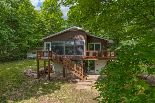 6274N Bambiland Rd, Mercer, WI 54547