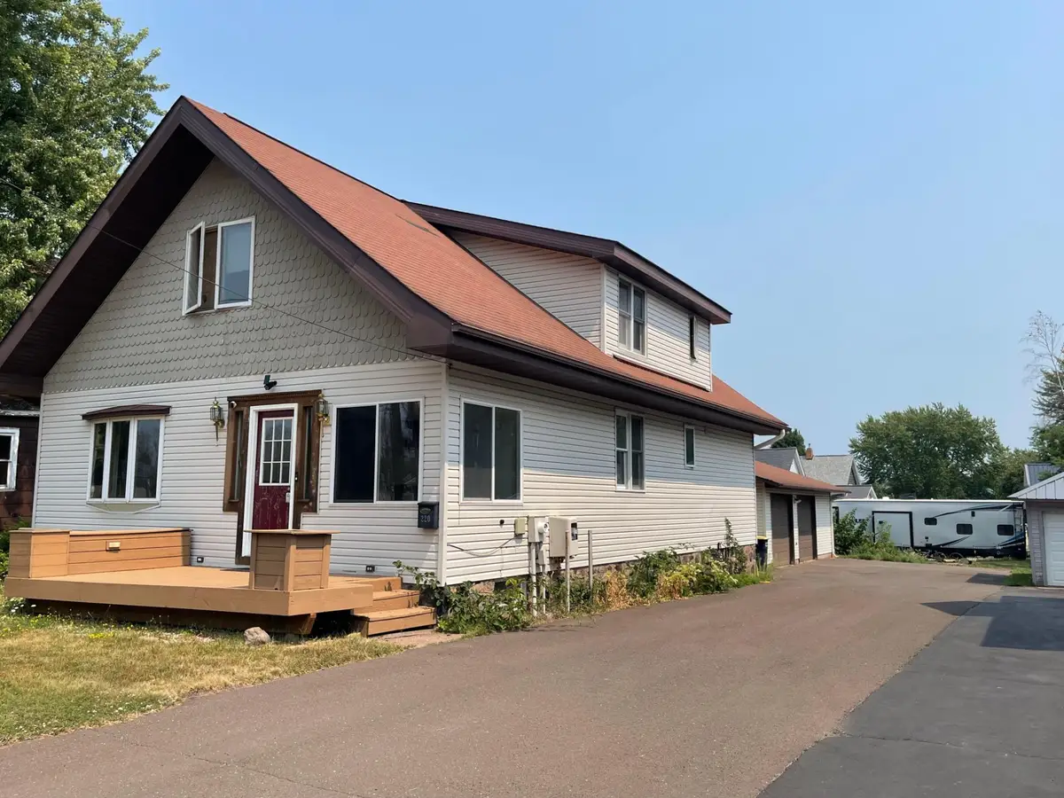 220 Park St, Ironwood, MI 49938 - #1