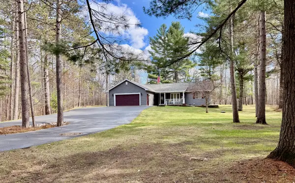 1374 Red Pine Cr, Arbor Vitae, WI 54568