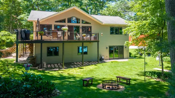 4160 Moen Lake Rd, Rhinelander, WI 54501