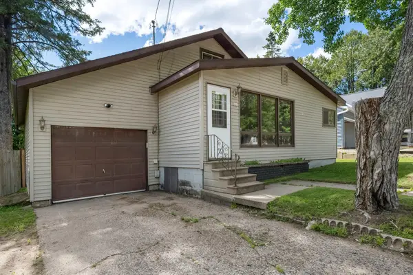 621 Coolidge Ave, Rhinelander, WI 54501