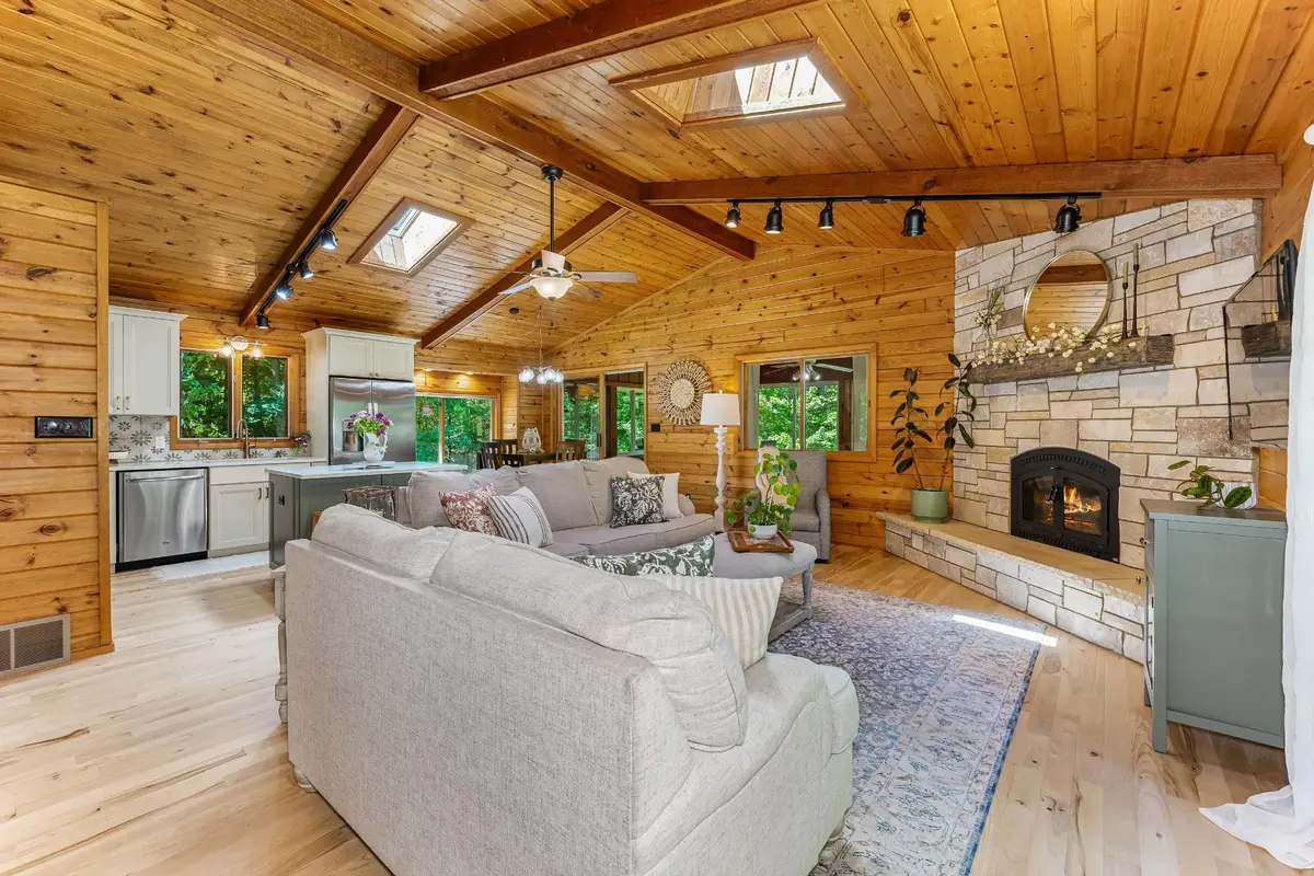 9220 Marguerite Ct, Minocqua, WI 54548 - #1