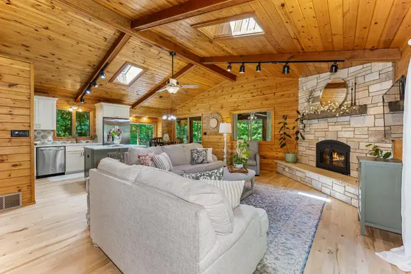 9220 Marguerite Ct, Minocqua, WI 54548