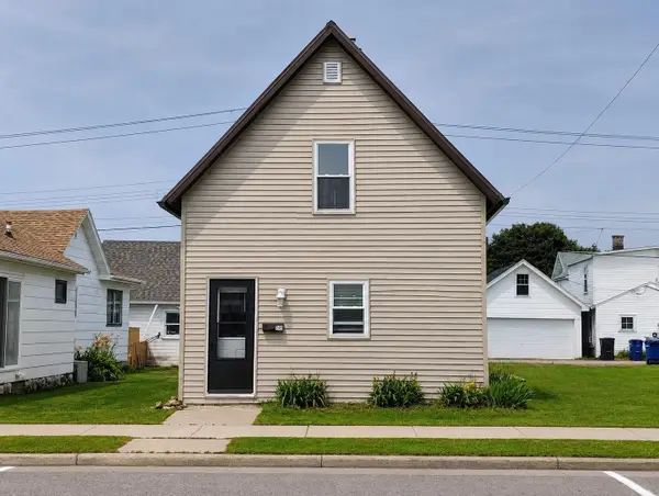 249 5th Ave, Park Falls, WI 54552