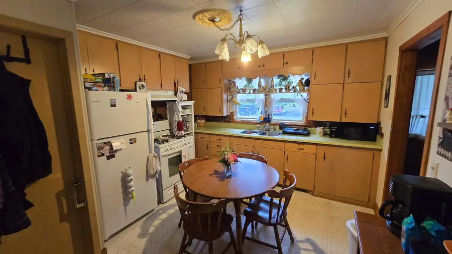 524 3rd Ave, Antigo, WI 54409 - #3