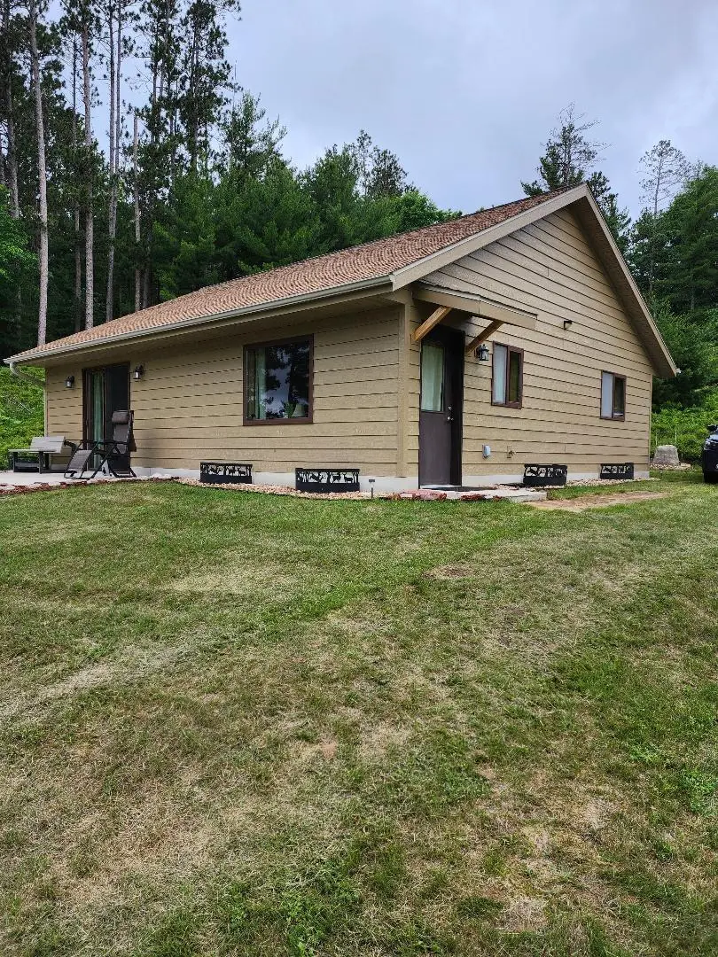 6877 Holiday Haven Ln, Three Lakes, WI 54562 - #2